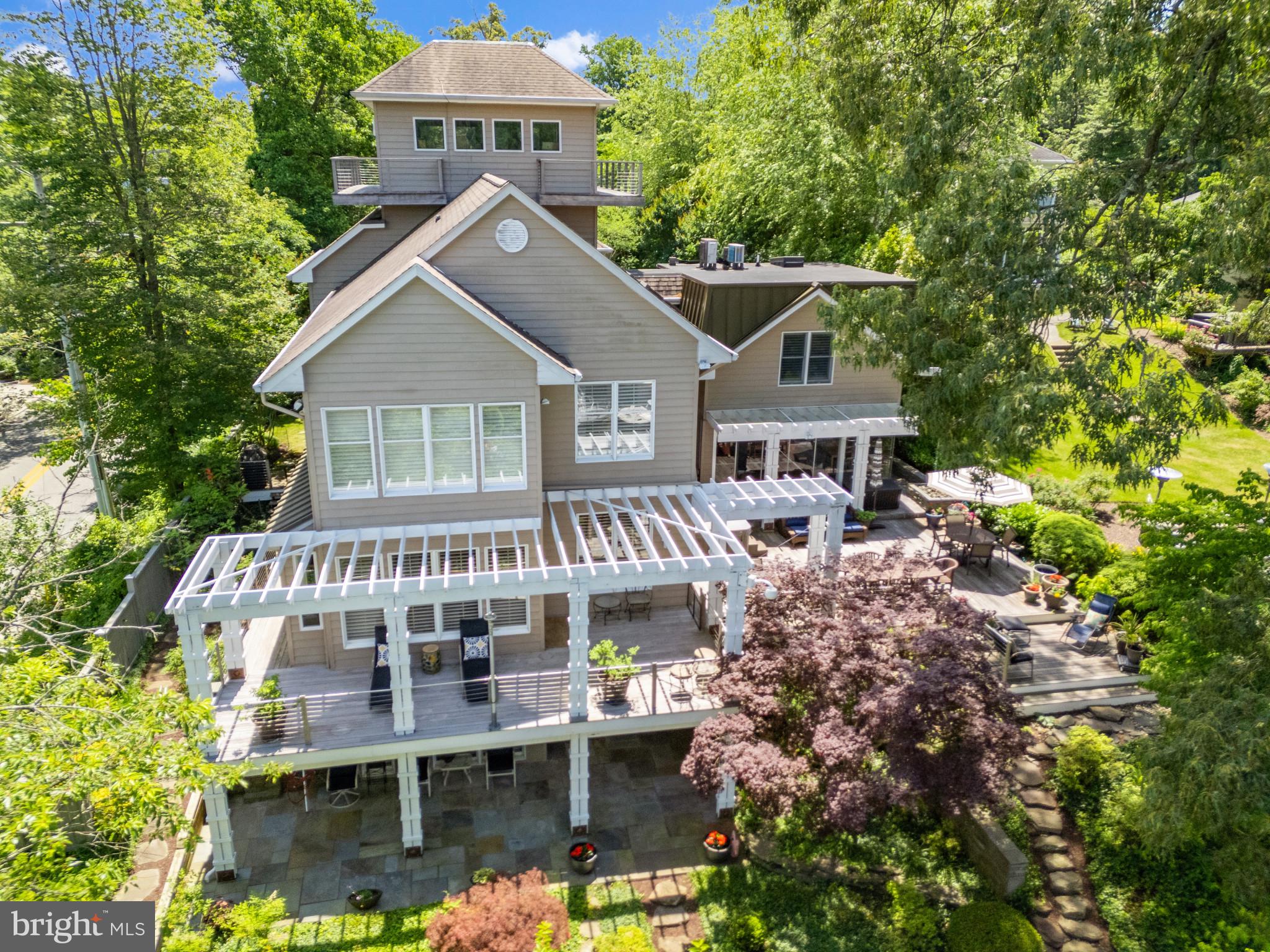 411 Ridgely Avenue Annapolis, MD 21401 - Photo 44 of 48 Multiple outdoor decks, balconies and patios