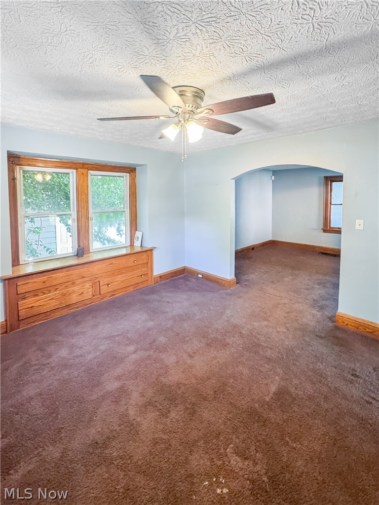 2041 13th Street Southwest Akron, OH 44314 - Photo 6 of 20