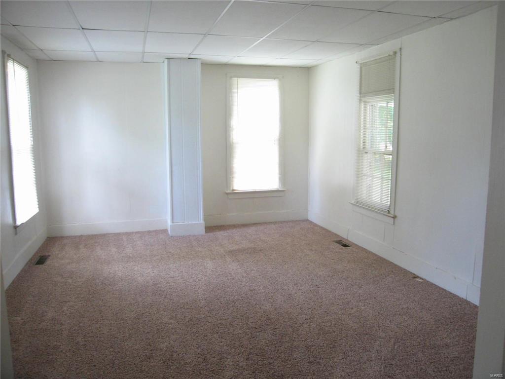 6035 Old Poag Road Edwardsville, IL 62025 - Photo 9 of 16 Gallery Image 9