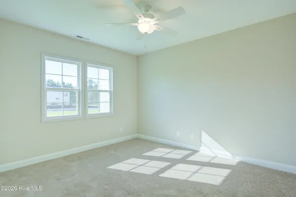 $304,900 | 215 Sandpiper Place, Sneads Ferry, NC 28460