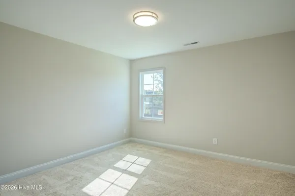 $304,900 | 215 Sandpiper Place, Sneads Ferry, NC 28460