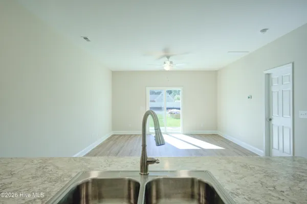 $304,900 | 215 Sandpiper Place, Sneads Ferry, NC 28460