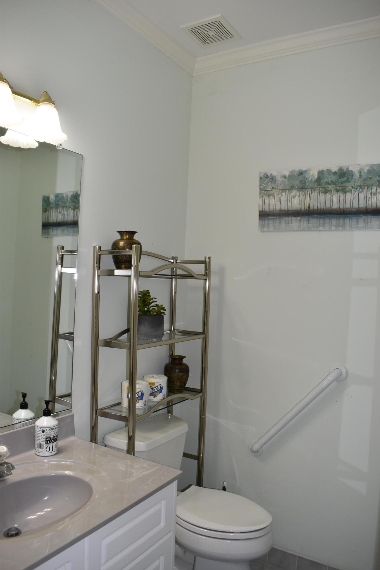 4039 Old Waynesboro Road Augusta, GA 30906 - Photo 22 of 27 HALF BATH