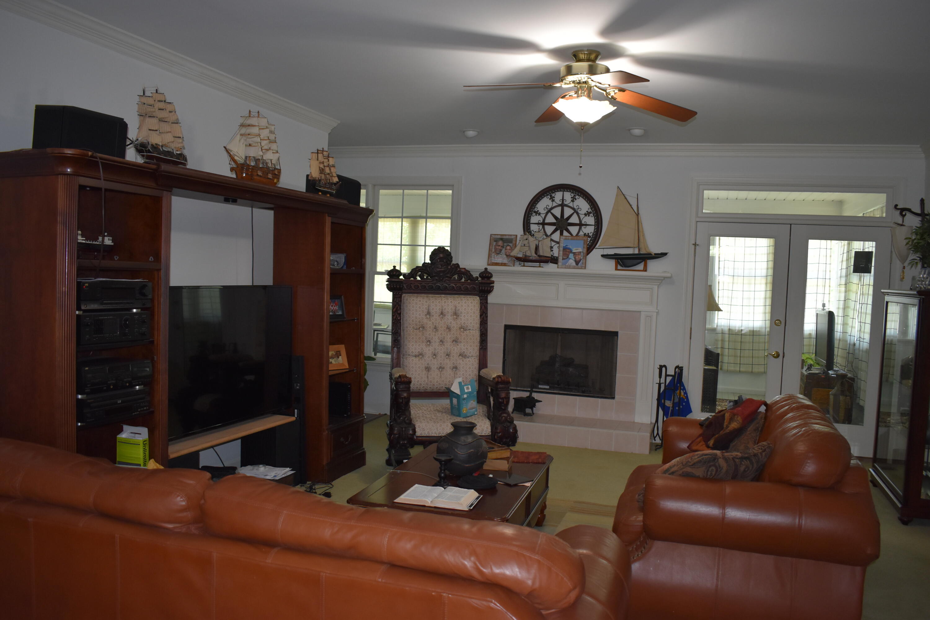 4039 Old Waynesboro Road Augusta, GA 30906 - Photo 5 of 27 GREAT ROOM