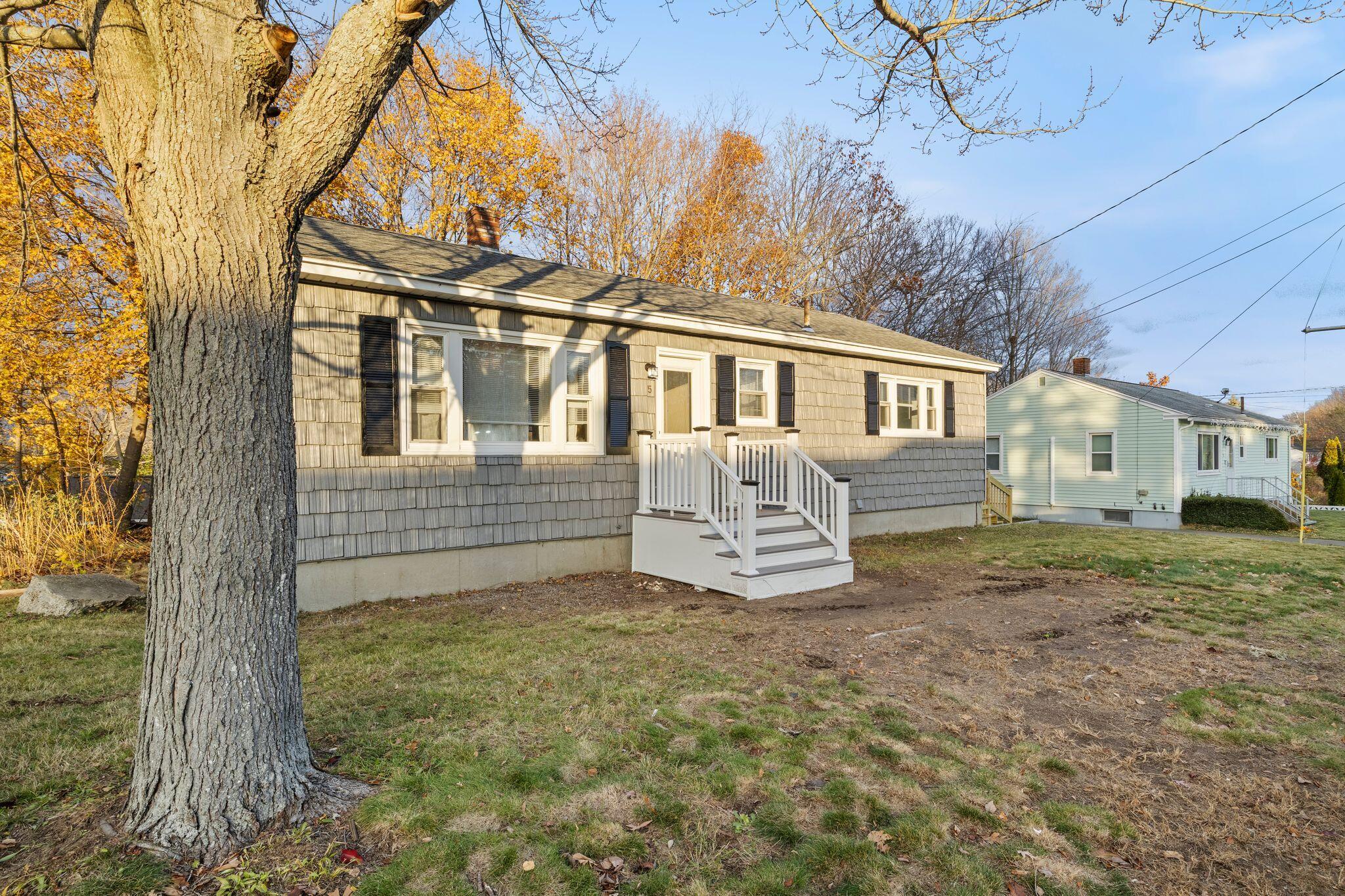 5 Eastgate Avenue Biddeford, ME 04005 - Photo 3 of 16 5_Eastgate_Ave_03