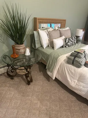 $389,900 | 10317 Lacrosse Avenue, Oak Lawn, IL 60453