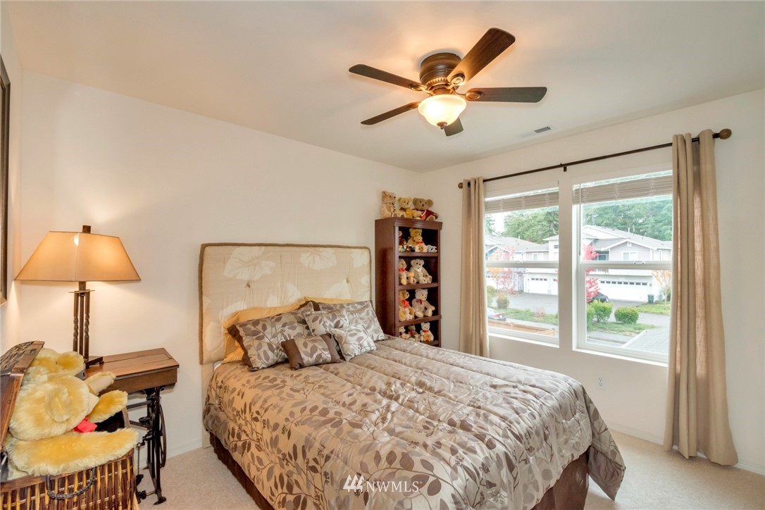 1285 Griggs Street DuPont, WA 98327 - Photo 18 of 22