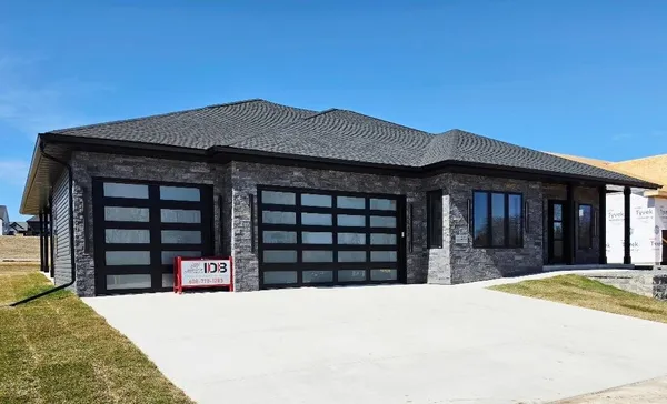 $990,000 | 2015 Wellington Cottage Grove, Cottage Grove, WI 53527