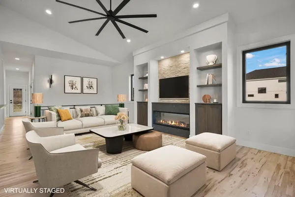 $990,000 | 2015 Wellington Cottage Grove, Cottage Grove, WI 53527