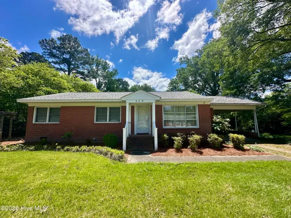 $249,000 | 604 West Woodland Avenue, Woodland, NC 27897