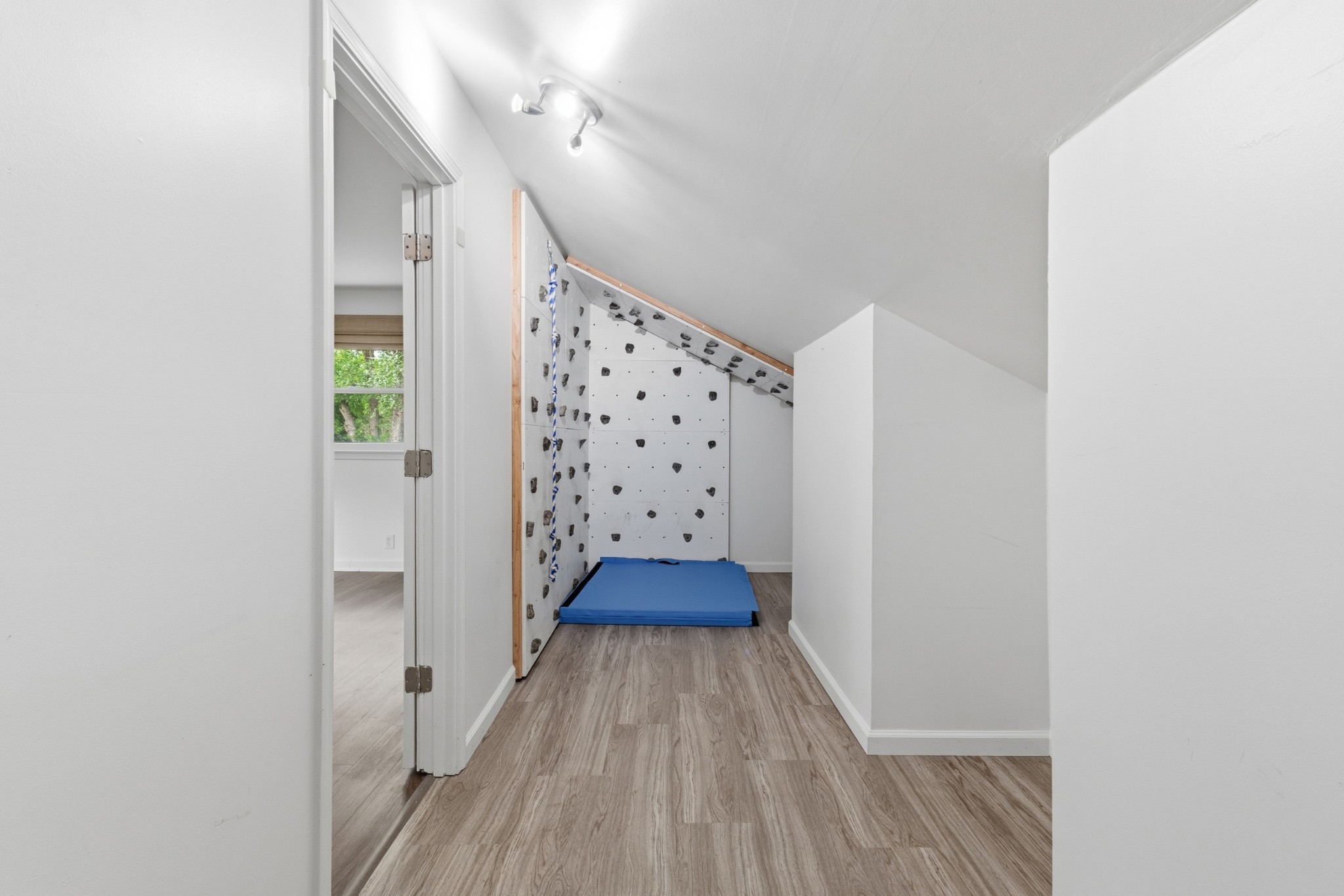 2228 Bowman Road Franklin, TN 37064 - Photo 33 of 44 a view of entryway with wooden floor