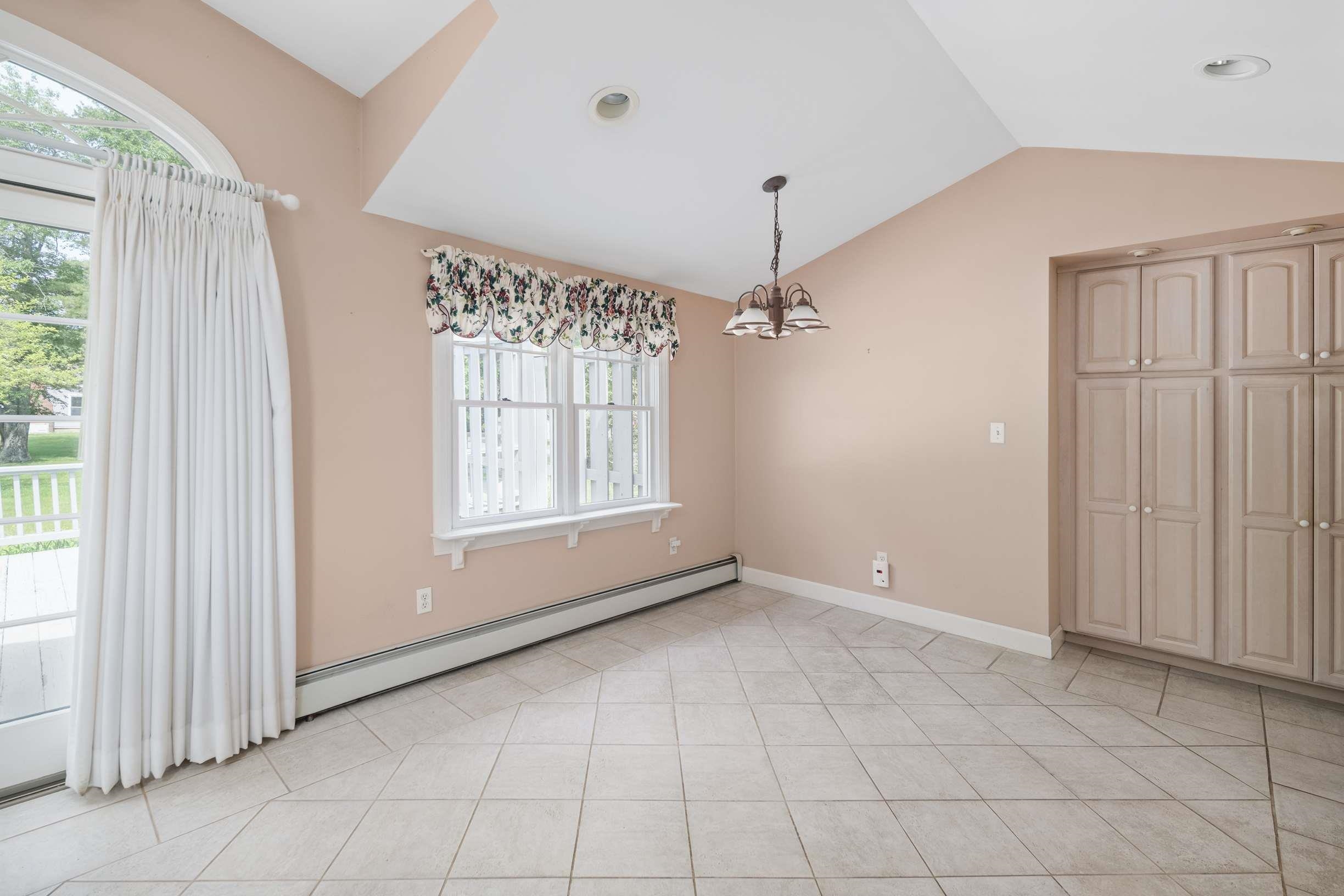 31 Scotland Bridge Road York, ME 03909 - Photo 18 of 33