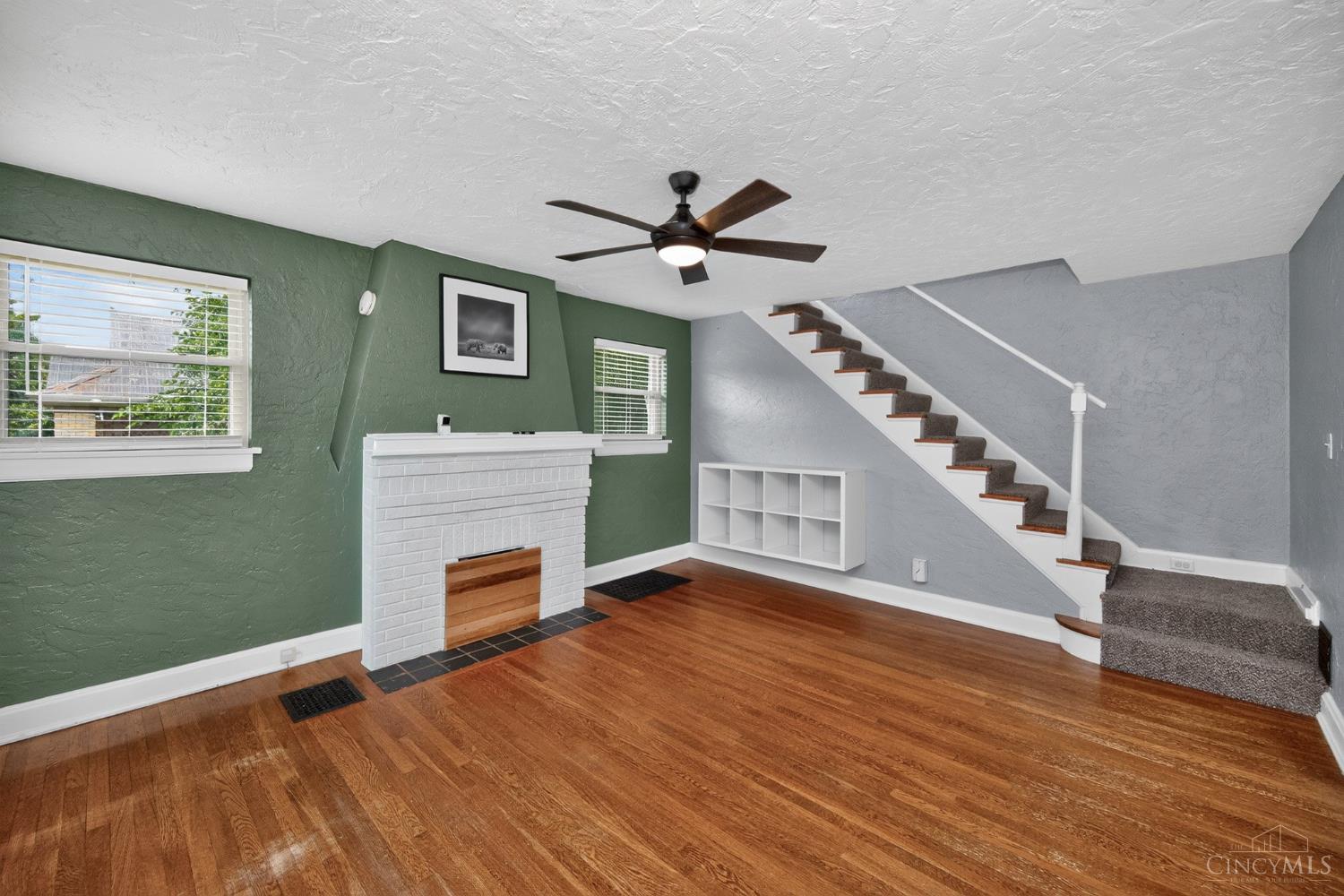 3723 Brotherton Road Cincinnati, OH 45209 - Photo 6 of 56