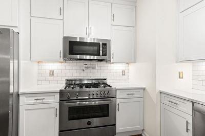 555 South Riversong Lane Alpharetta, GA 30022 - Photo 14 of 53