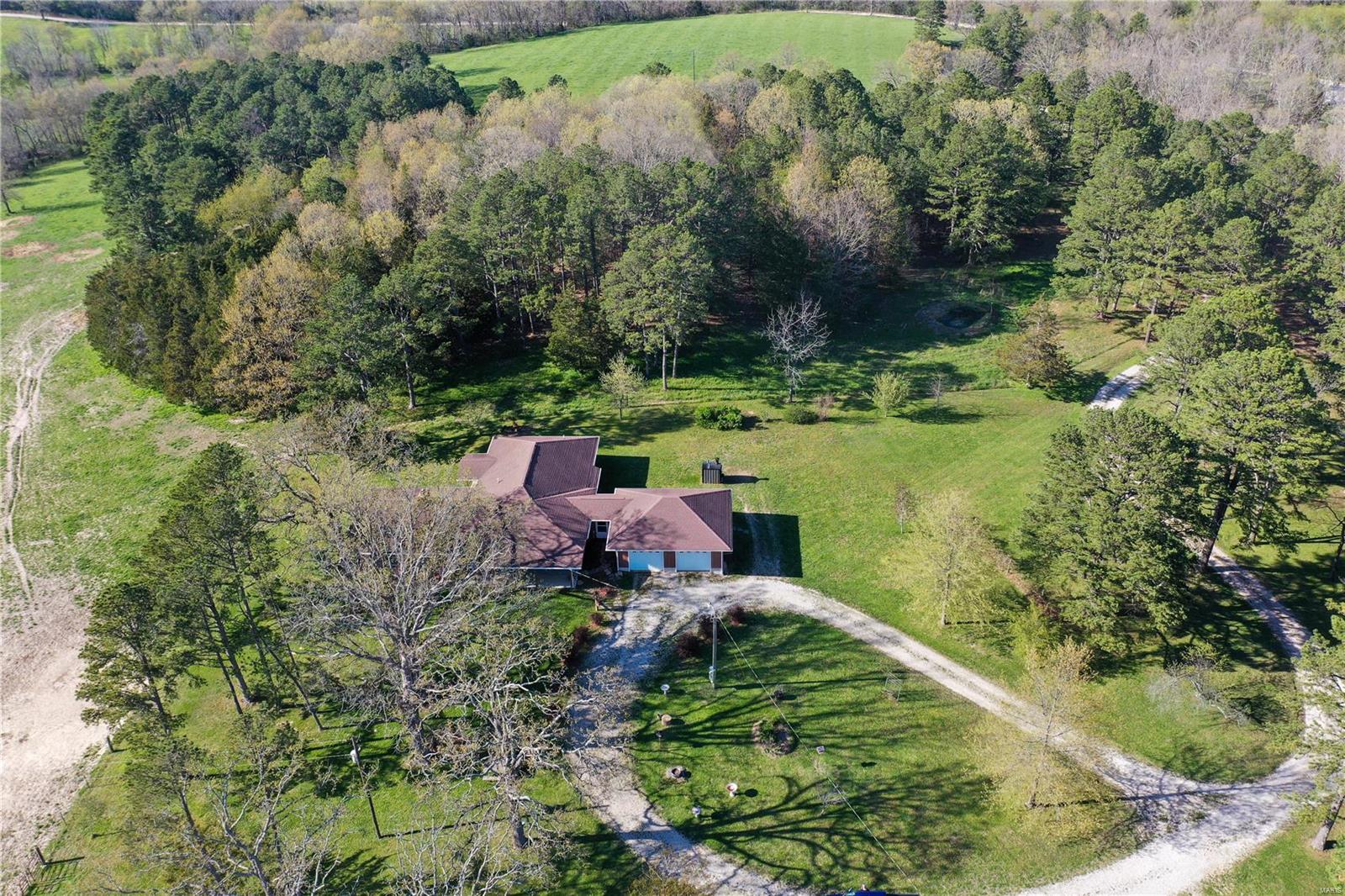 702 County Road 2370 Salem, MO 65560 - Photo 32 of 41