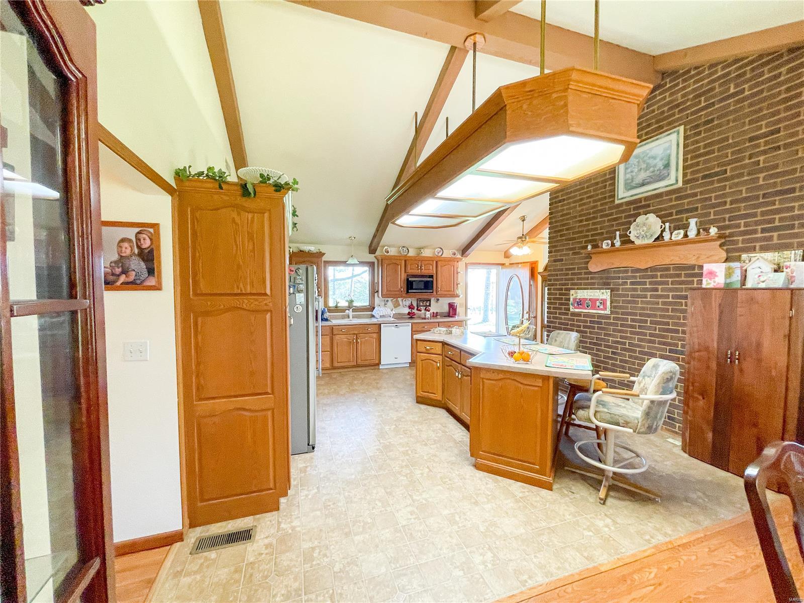 702 County Road 2370 Salem, MO 65560 - Photo 6 of 41