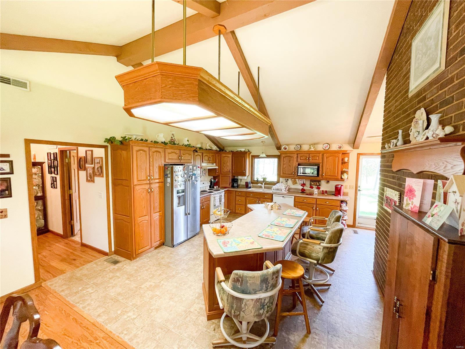 702 County Road 2370 Salem, MO 65560 - Photo 7 of 41