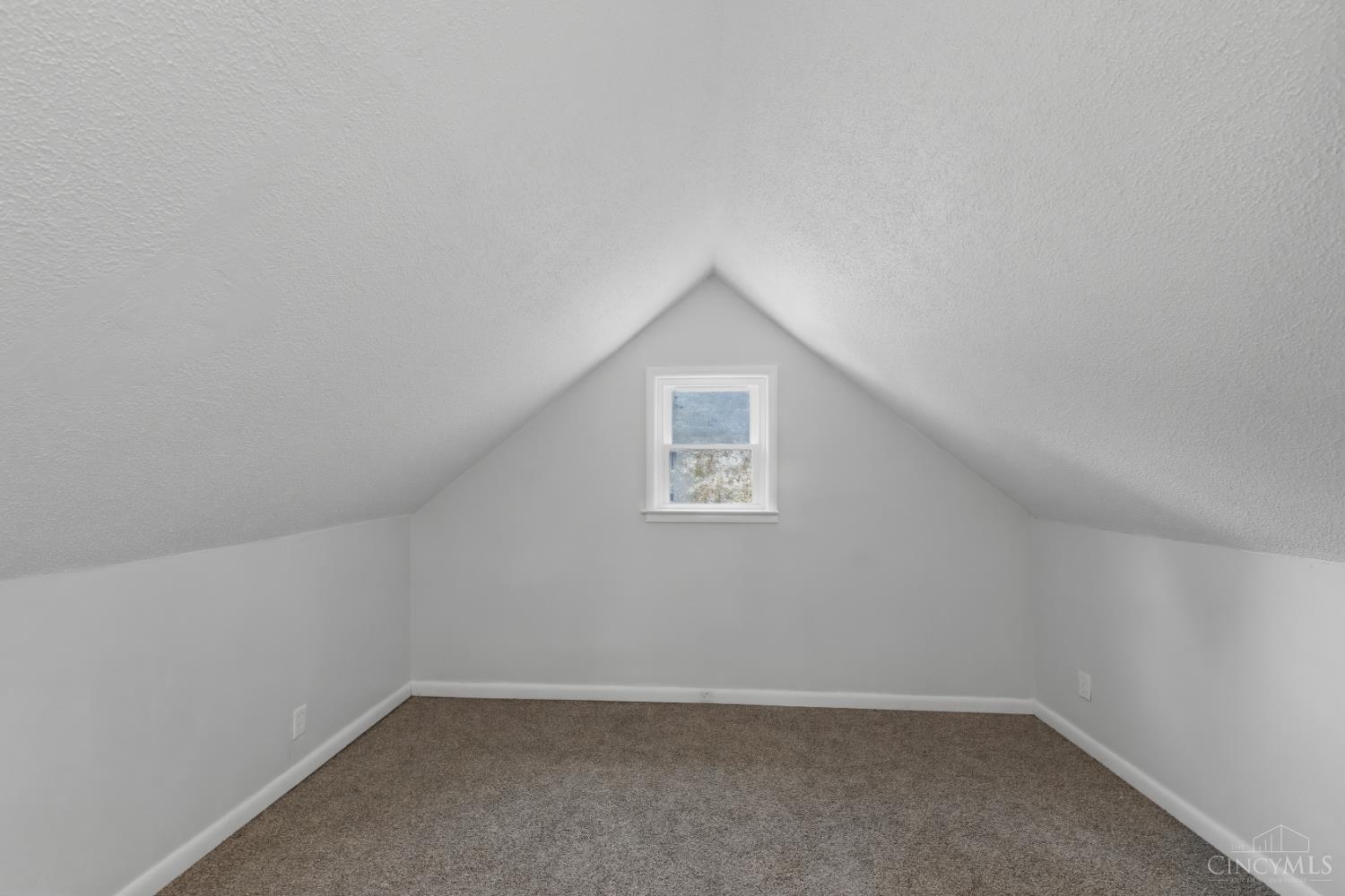 6931 Paddison Road Cincinnati, OH 45230 - Photo 16 of 29