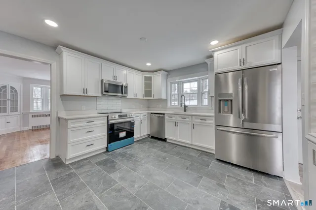 $499,000 | 51 Pembroke Street, Hartford, CT 06112