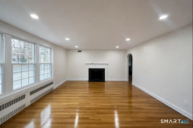 $499,000 | 51 Pembroke Street, Hartford, CT 06112