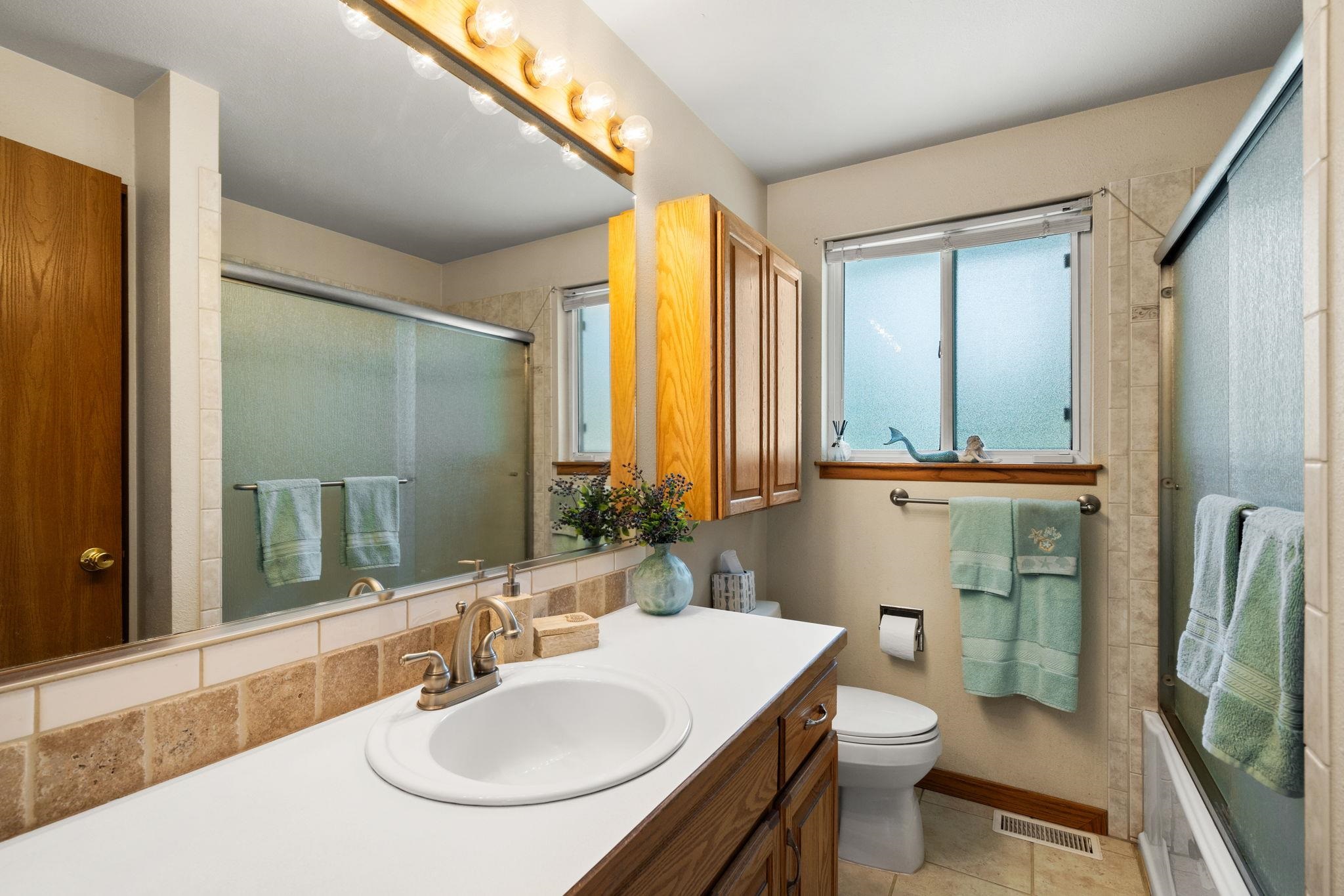 3404 South Van Marter Road Spokane Valley, WA 99206 - Photo 12 of 43 Gallery Image 12