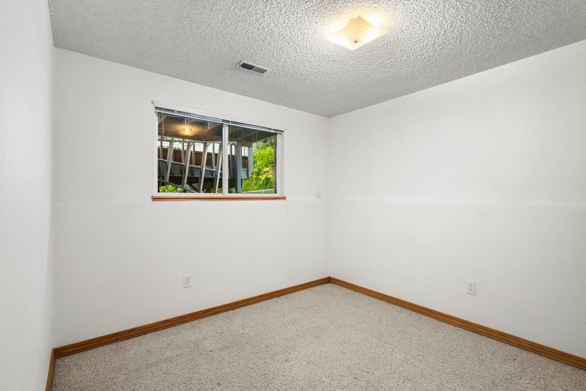 3404 South Van Marter Road Spokane Valley, WA 99206 - Photo 22 of 43 Gallery Image 22