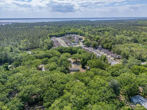 $279,990 | 3390 Montecito Boulevard, Milton, FL 32583