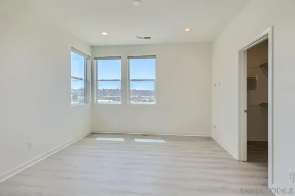 $5,900 | 3051 Marquee Way, San Diego, CA 92108