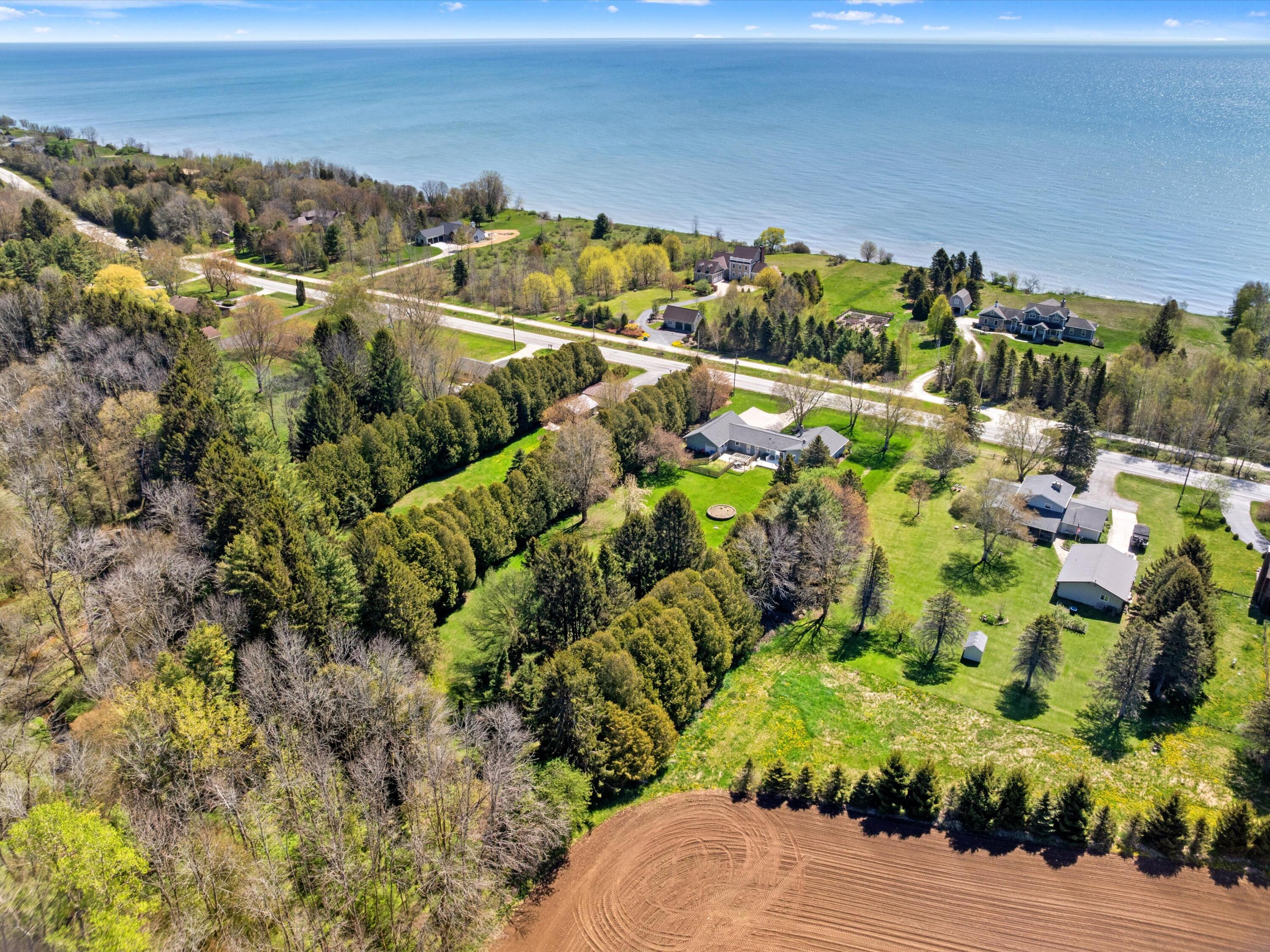 5204 South 10th Street Manitowoc, WI 54220 - Photo 47 of 54 15-014_DJI_20260516104514_0346_D