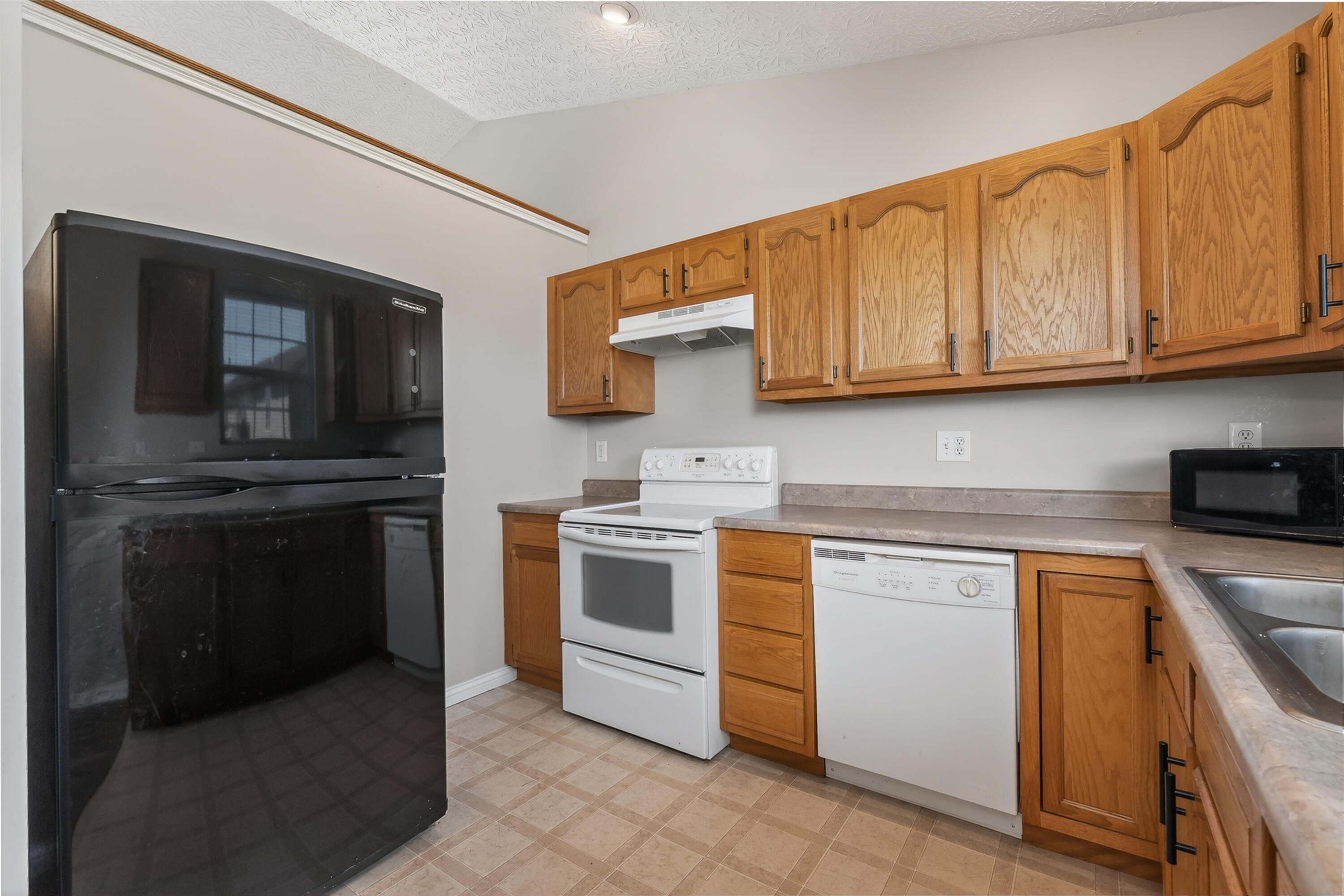 254 Redwood Drive Dry Ridge, KY 41035 - Photo 6 of 30