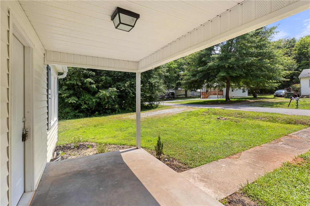 105 Pelfrey Street Seneca, SC 29672 - Photo 11 of 38 Gallery Image 11