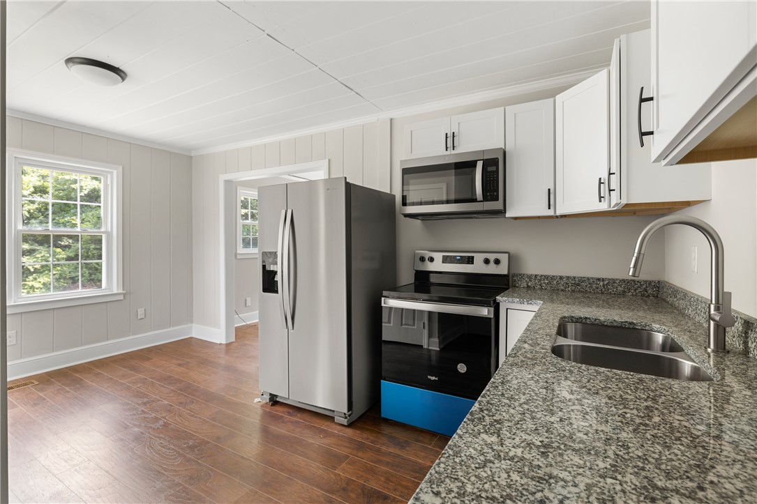 105 Pelfrey Street Seneca, SC 29672 - Photo 21 of 38 Gallery Image 21