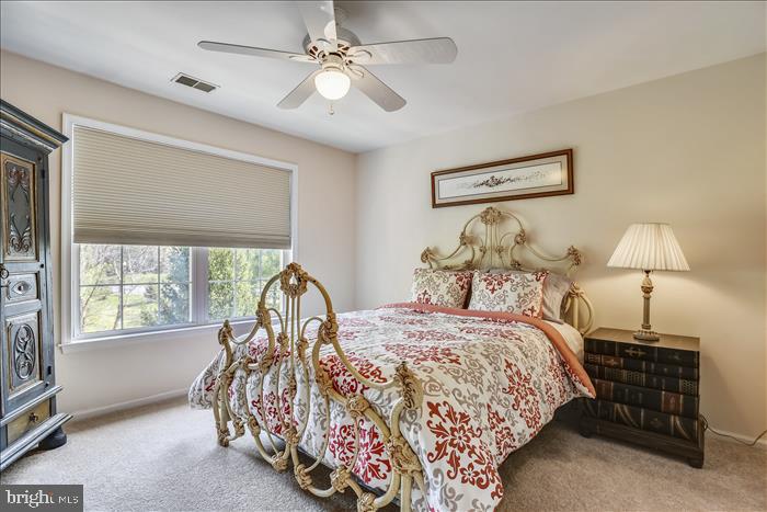 20712 Riptide Square Sterling, VA 20165 - Photo 16 of 23