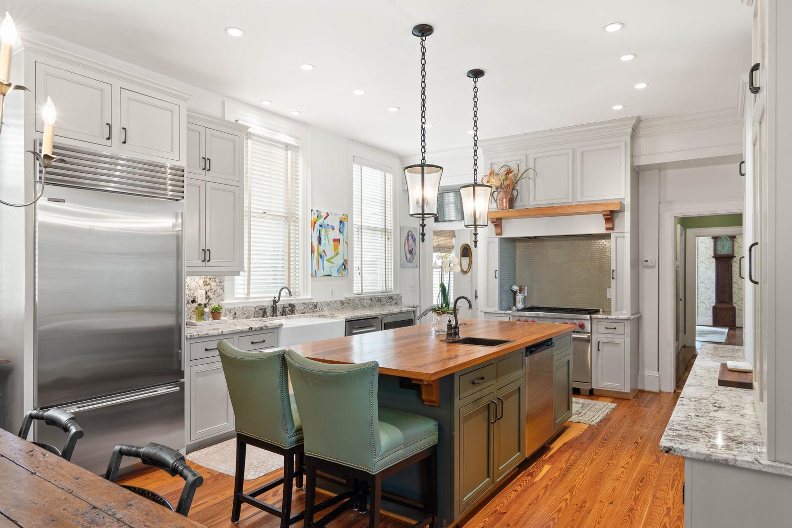 106 South Battery Charleston, SC 29401 - Photo 20 of 47 Kitchen