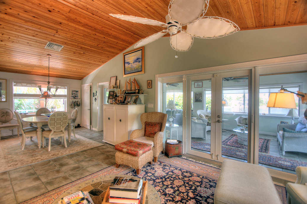 42 Mutiny Place Key Largo, FL 33037 - Photo 15 of 40 View to FL room from Great room