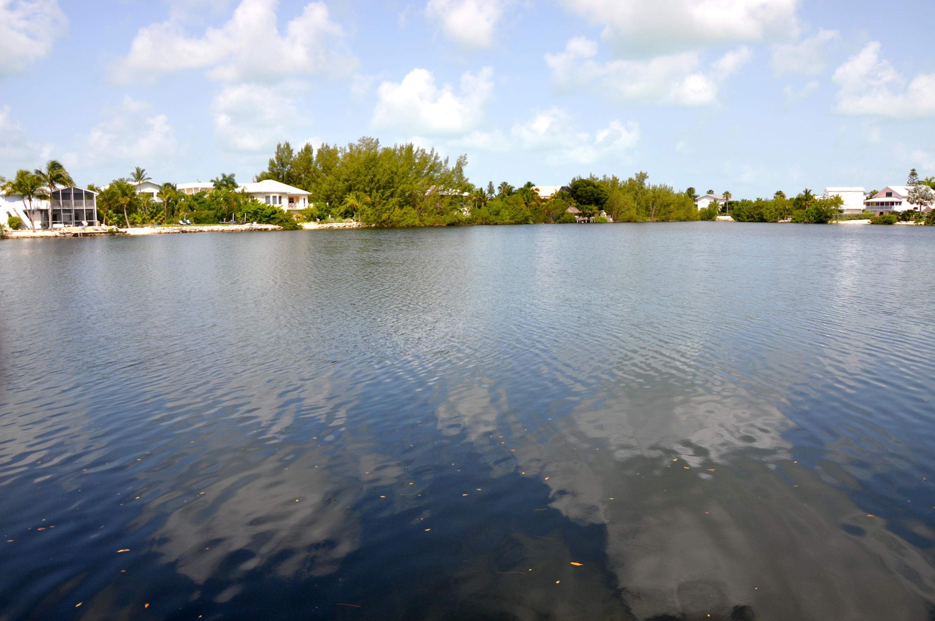 42 Mutiny Place Key Largo, FL 33037 - Photo 3 of 40 Private lake...great for paddle boarding