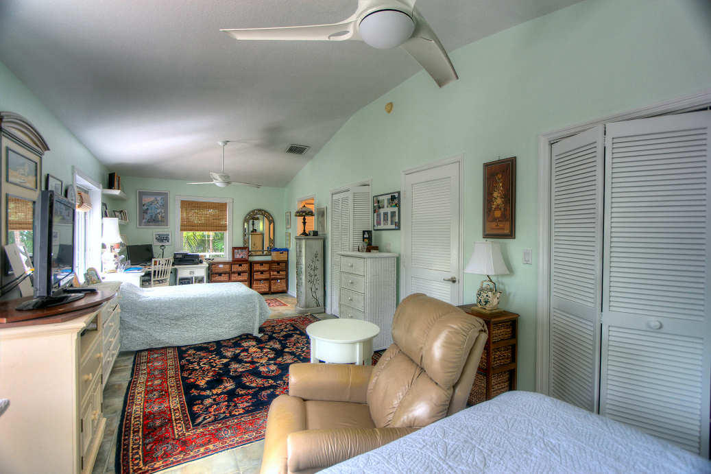 42 Mutiny Place Key Largo, FL 33037 - Photo 28 of 40 2 separate areas to Master BR