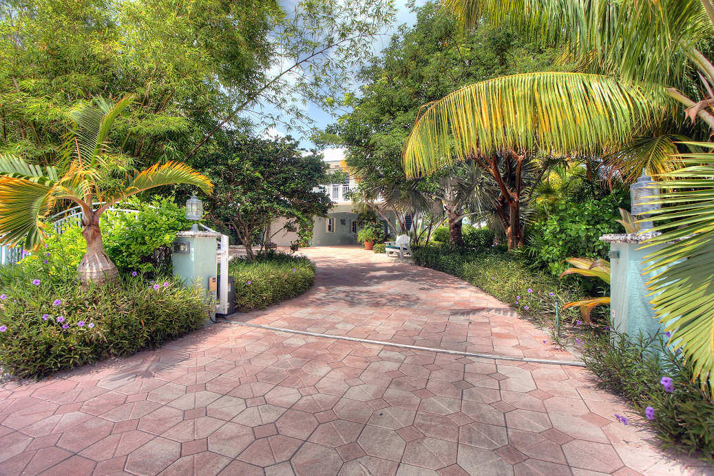 42 Mutiny Place Key Largo, FL 33037 - Photo 36 of 40 Gated and private views from Mutiny