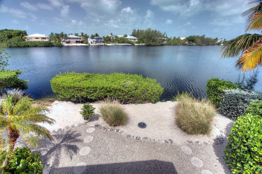 42 Mutiny Place Key Largo, FL 33037 - Photo 37 of 40 Wide open lake views
