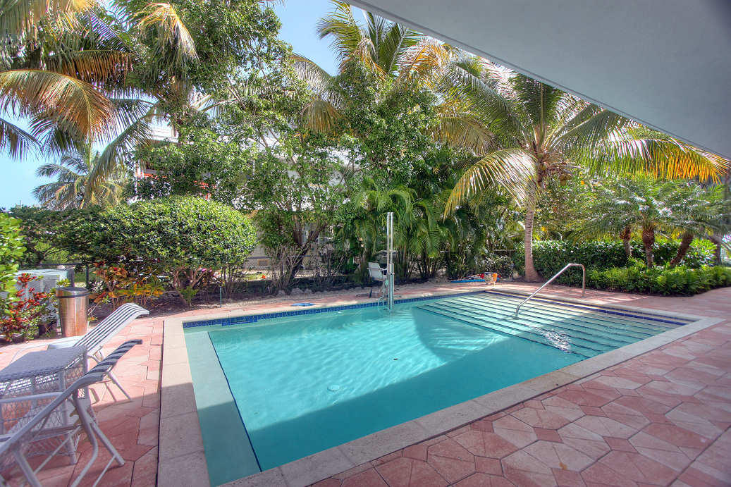 42 Mutiny Place Key Largo, FL 33037 - Photo 7 of 40 In ground pool with stairs