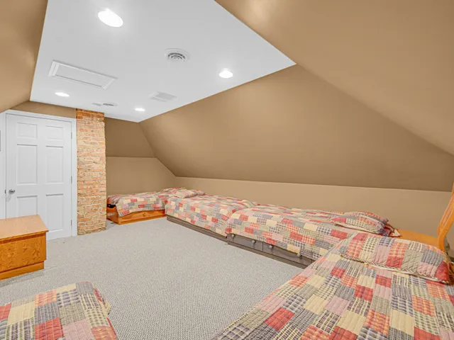 $405,000 | 313 North Raynor Avenue, Joliet, IL 60435