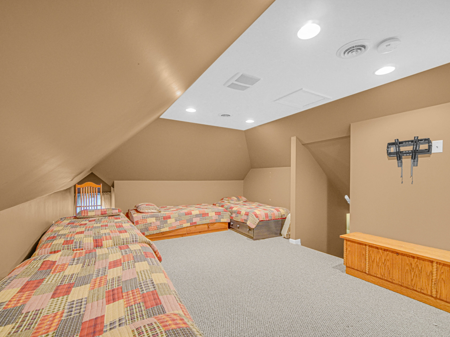 313 North Raynor Avenue Joliet, IL 60435 - Photo 19 of 26