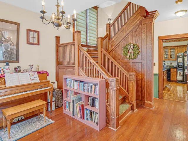 $405,000 | 313 North Raynor Avenue, Joliet, IL 60435