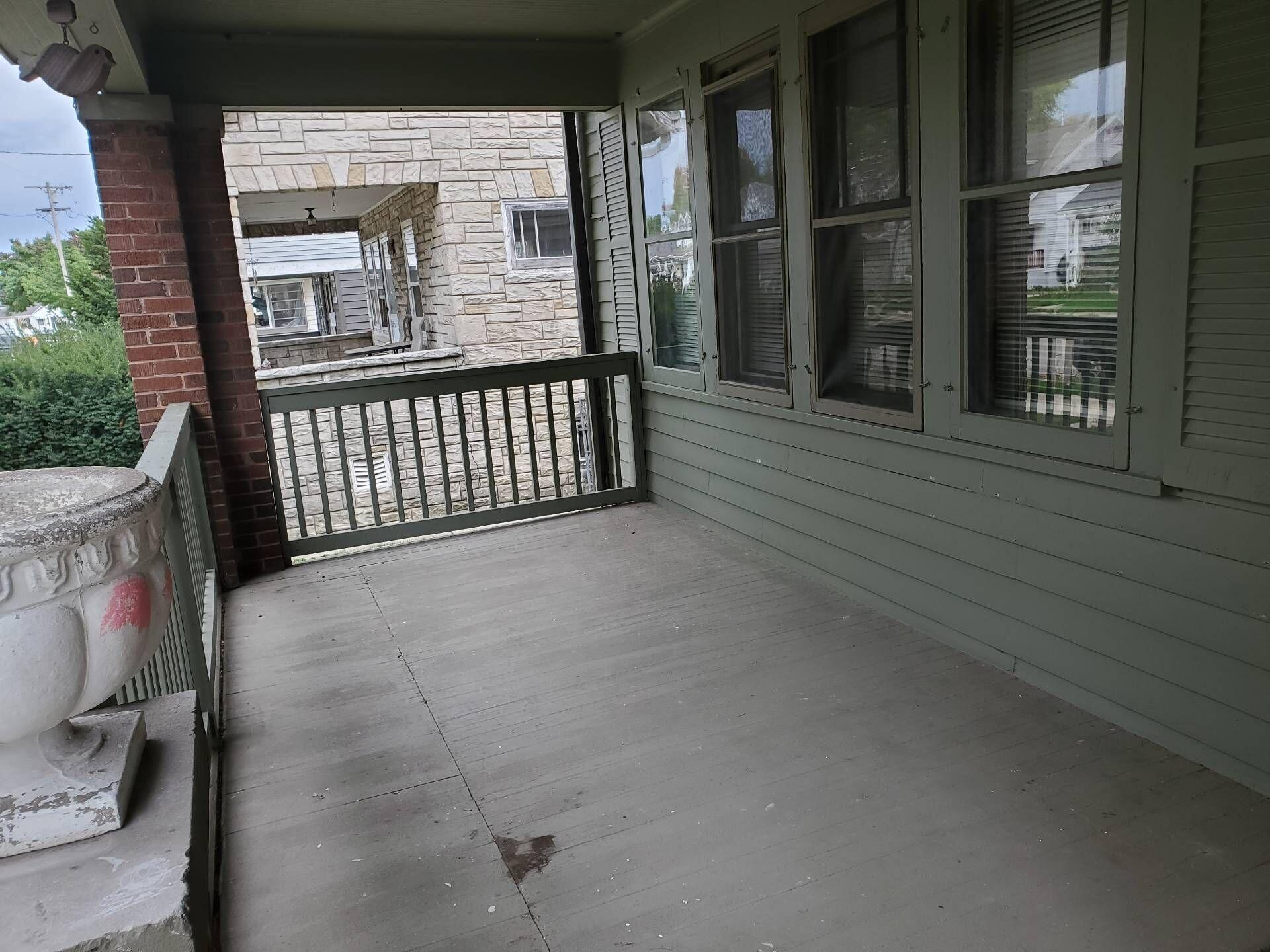2423 20th Street Racine, WI 53403 - Photo 11 of 28 1634322390113.JPEG