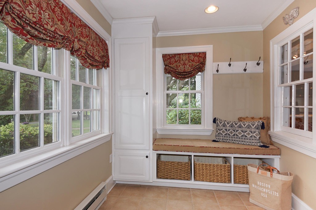 128 Plympton Road Sudbury, MA 01776 - Photo 12 of 29