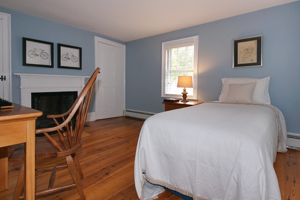 128 Plympton Road Sudbury, MA 01776 - Photo 17 of 29