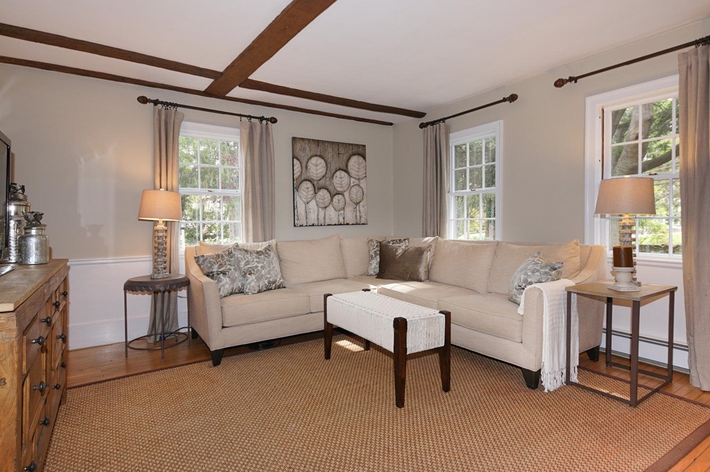 128 Plympton Road Sudbury, MA 01776 - Photo 10 of 29