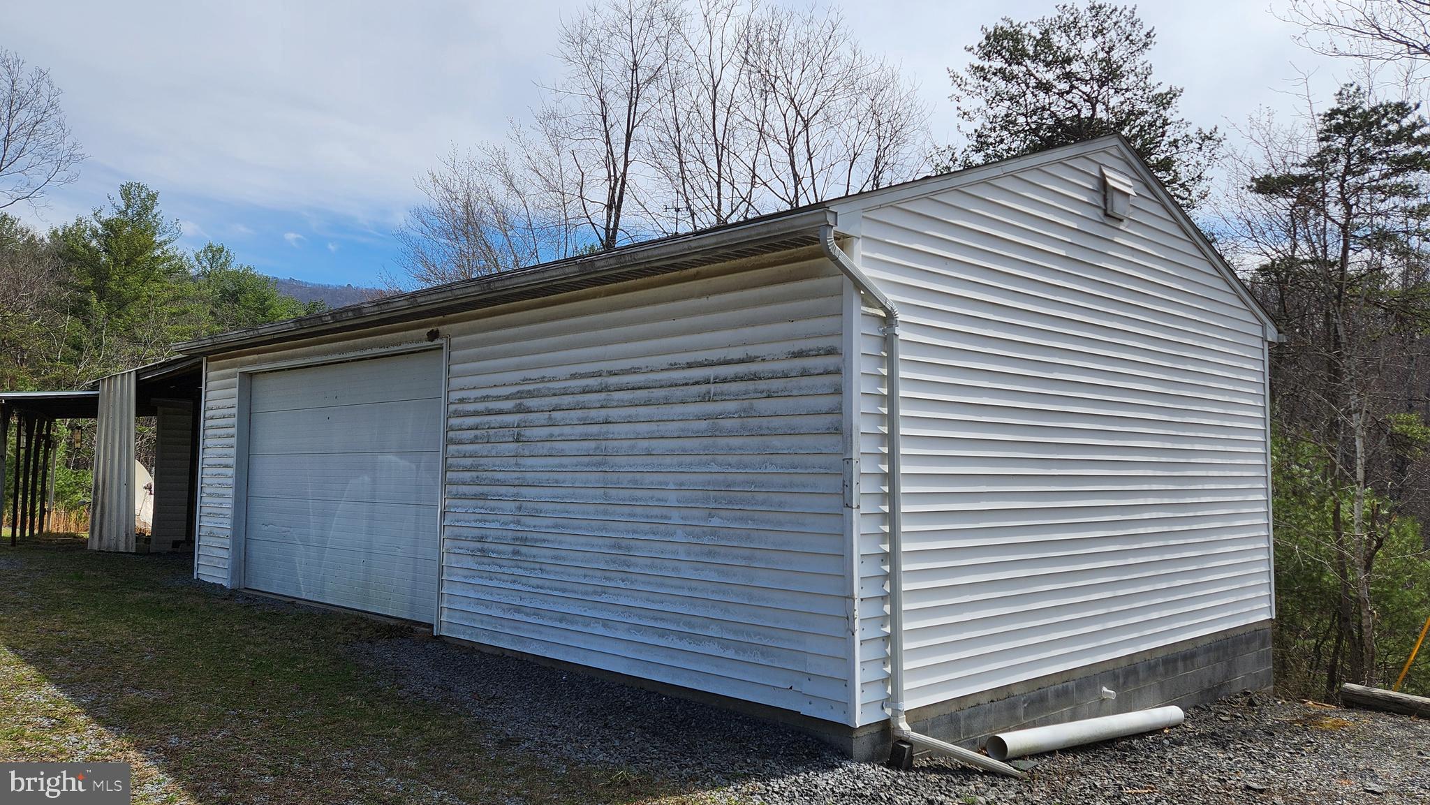 1605 Paddys Run Road Star Tannery, VA 22654 - Photo 8 of 14