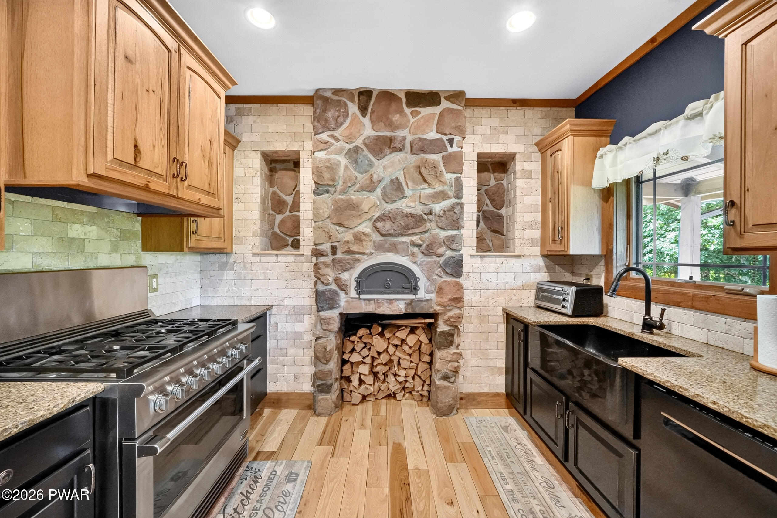 61 Gravity Road Hawley, PA 18428 - Photo 9 of 51