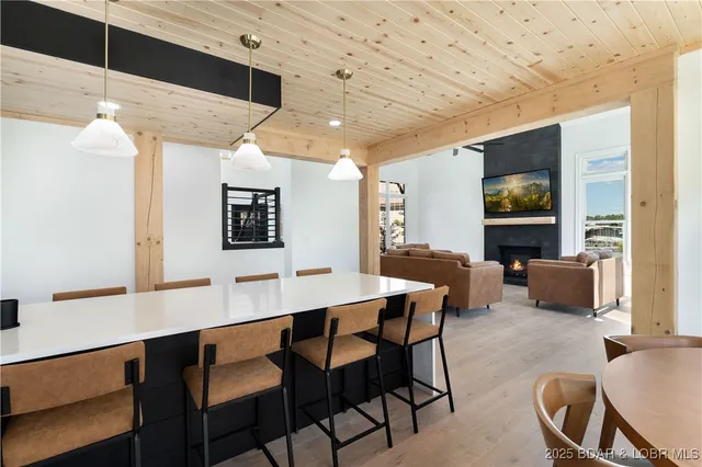 $1,629,000 | 5488 Pebble Lane, Osage Beach, MO 65065